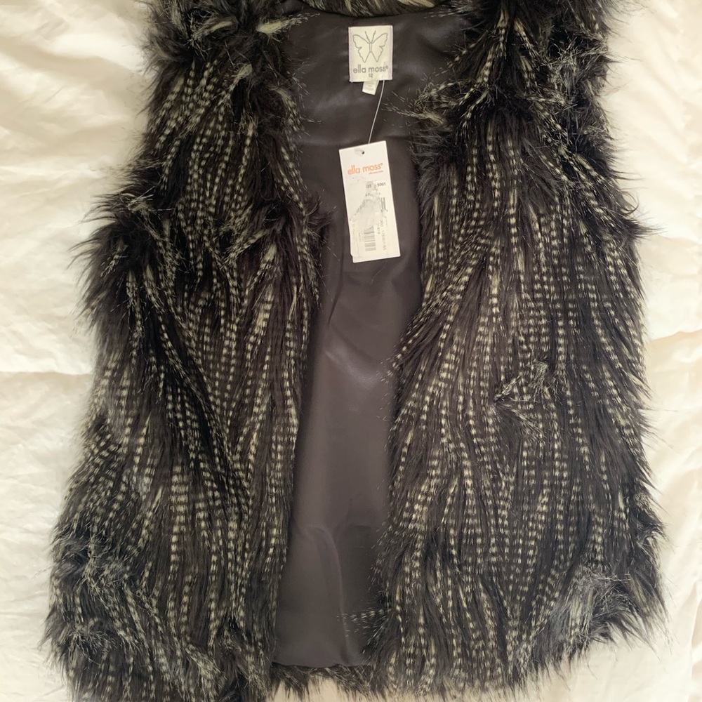 Ella Moss Faux Fur Vest 🦋